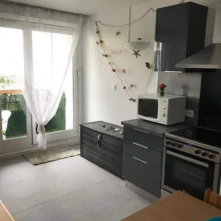 Apartamento Les Cigales De La Place De La Liberation Le Grau-du-Roi